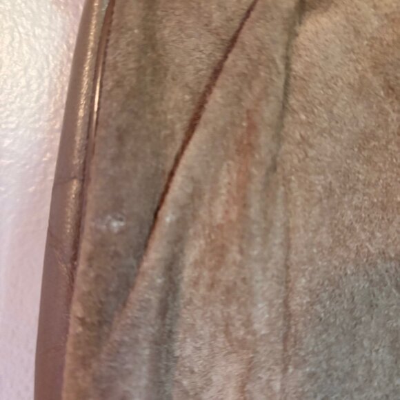 Vintage Etienne Aigner Taupe Suede and Leather Handbag - Picture 6 of 9